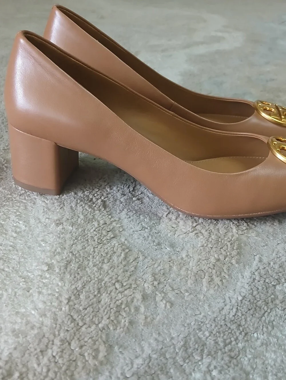 Tory Burch Chelsea Leather Block Heel Pumps with Gold Logo